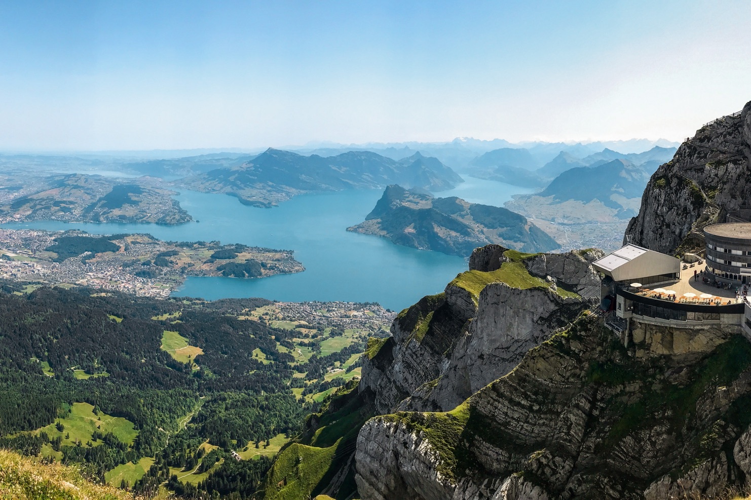 Slider bild sommer 2 pilatus
